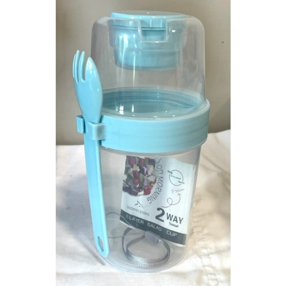 NWT Overnight Oats 2-Tier Container w/ Lid, Spoon Portable Yogurt Container